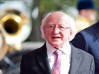 President meets Irish emigrant...